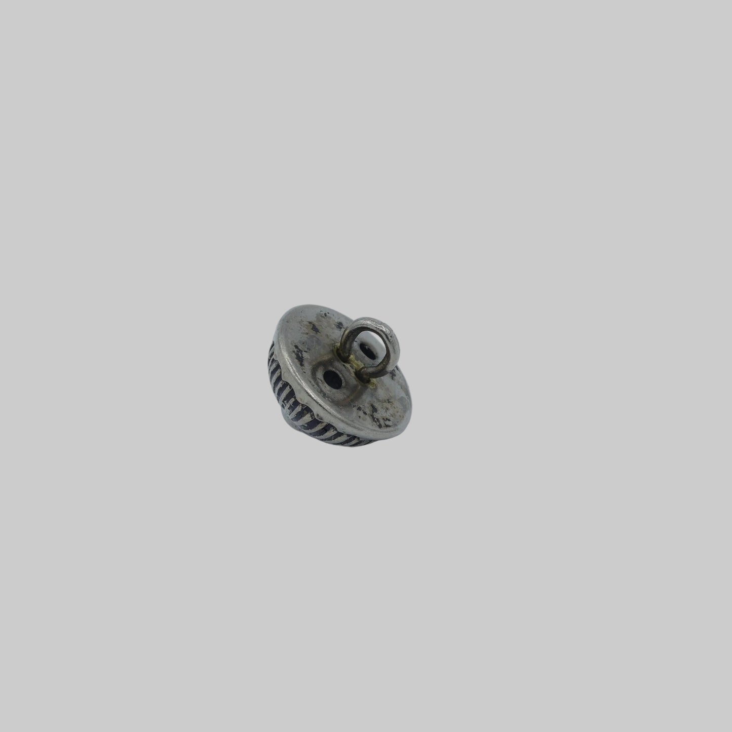 Metallknopf