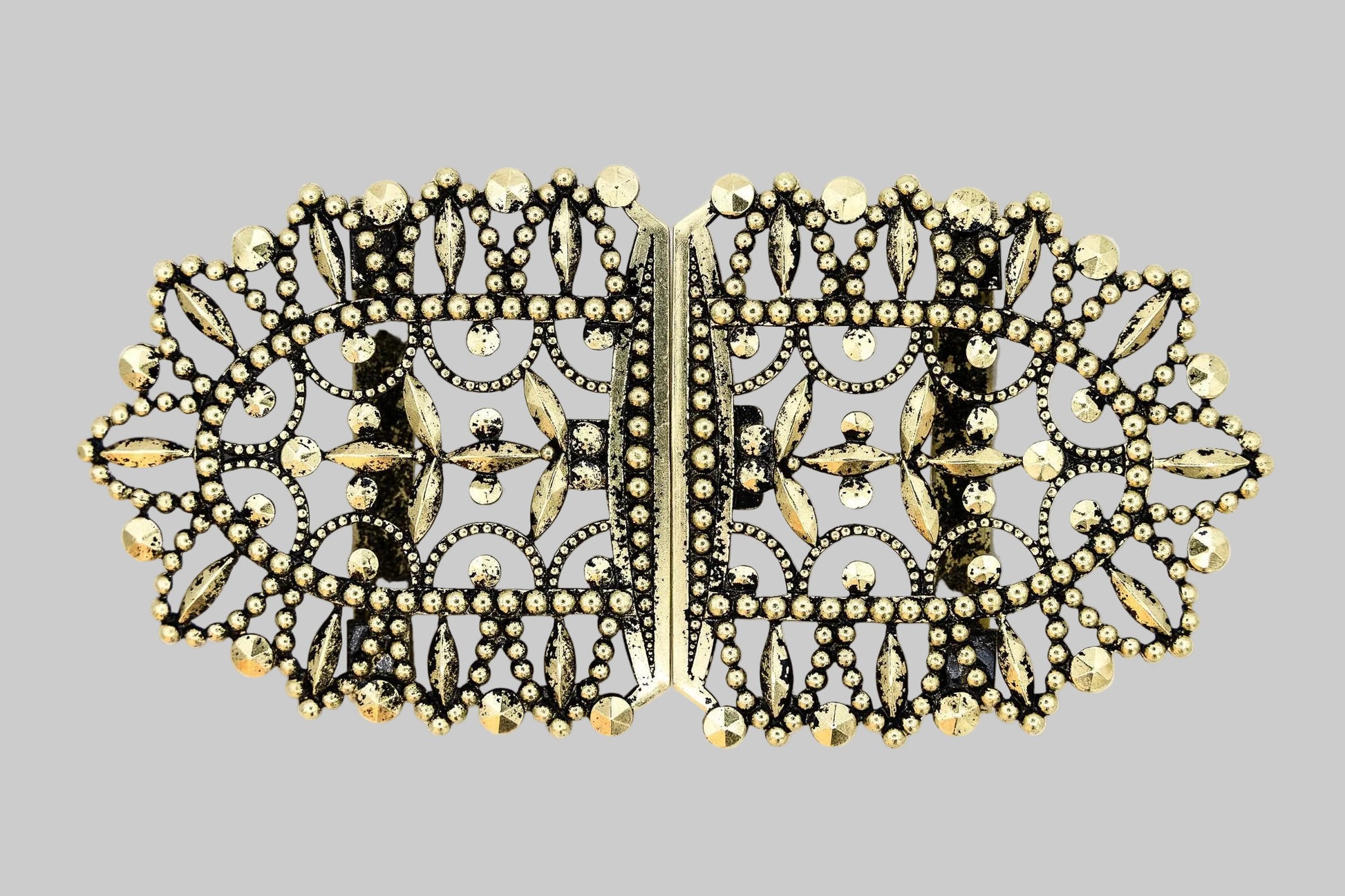 Schürzenschließe Dirndl goldfarben 99 mm filigrane Trachten Schließe Vorderansicht
