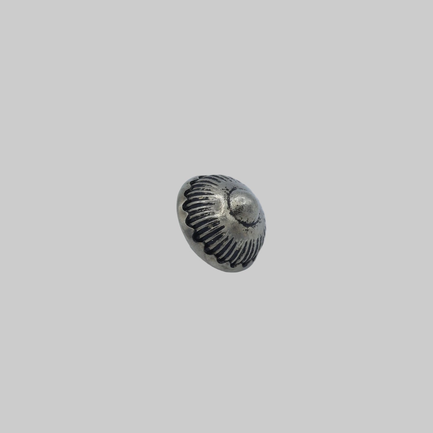 Metallknopf