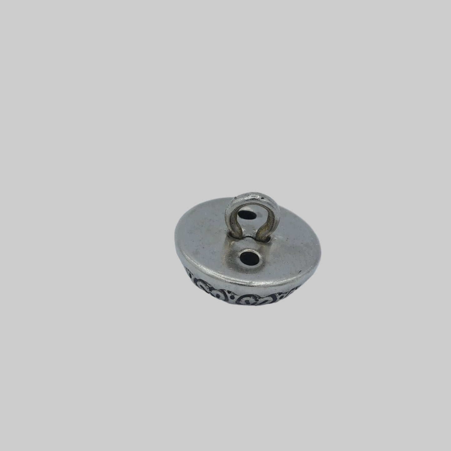 Metallknopf Ornament