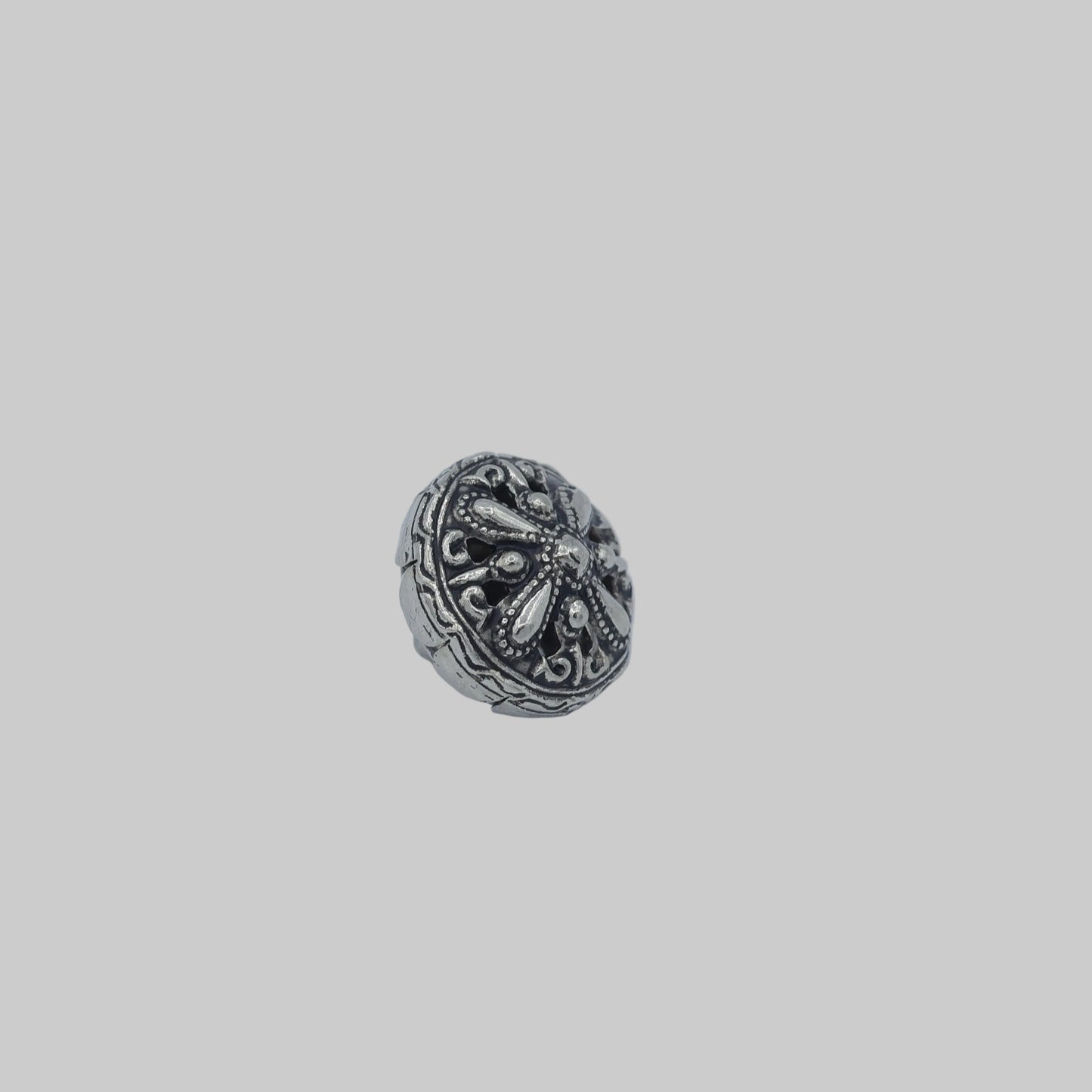 Metallknopf altsilber 12 mm Trachtenknopf mit gewölbter Form – Seitenansicht
